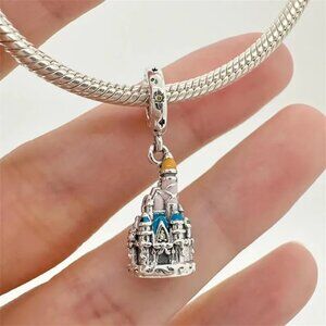✨✨Pandora Cinderella Castle Charm